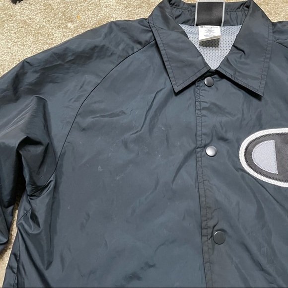 Champion windbreaker jacket size Small - Picture 8 of 8